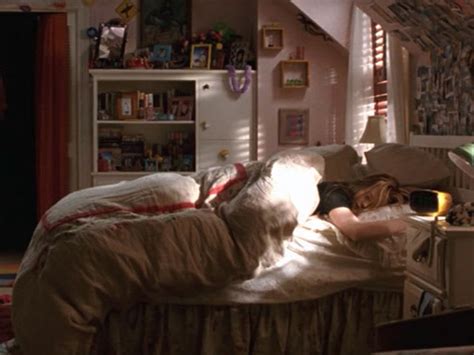 Check spelling or type a new query. How Well Do You Know On-Screen Teen Dream Bedrooms? | Playbuzz