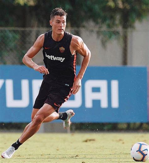 Patrik schick (born 24 january 1996) is a czech professional footballer who plays as a forward for bundesliga club bayer leverkusen and the czech republic national team. Patrik Schick on Instagram: "Allenamento di oggi ⚽️ #asroma #ps14"