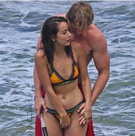 Chloe bennet and logan paul | gabriel olsen/getty images. Chlogan???? | Logan paul, Celebrities, Kiini bikini