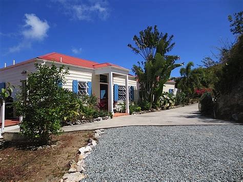 Newly renovated, private 1 bedroom guest cabin. Skyflower | St John house rentals in the US Virgin Islands