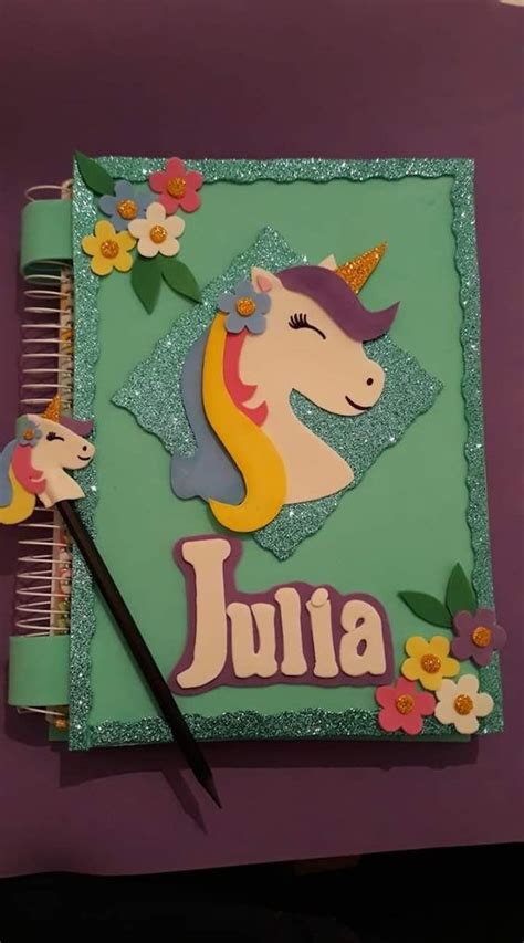 Nesta categoria você vai encontrar inúmeros desenhos para que você mesmo posso imprimir em casa, de vários livros, são mais de 100 modelos, com temas como: Como decorar un cuaderno con foami para niña - Ideas Bonitas Para