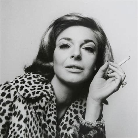 Decided to make some more gifs of carleigh bettiol from hamilton. Curate - For the Vintage Obsessed | shrimptoncouture.com ...