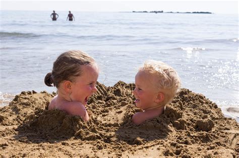 Fotky z páté a šesté koupačky nahořev jizerkách v nadmořské výšce 800m, na přehradě na černé nise, na kole, tj. Rajce cervence deti nudist rajce idnes