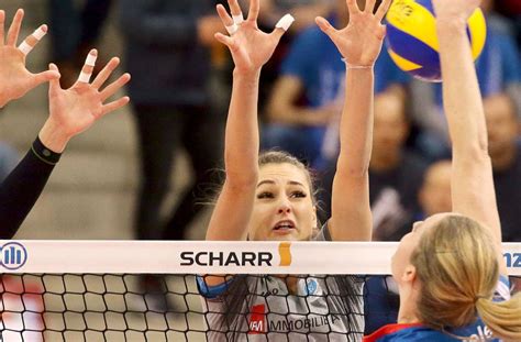 Dem vc wiesbaden entgeht das größte deutsche talent. Volleyball - Bundesliga, Frauen: Dora Grozer - ein ...