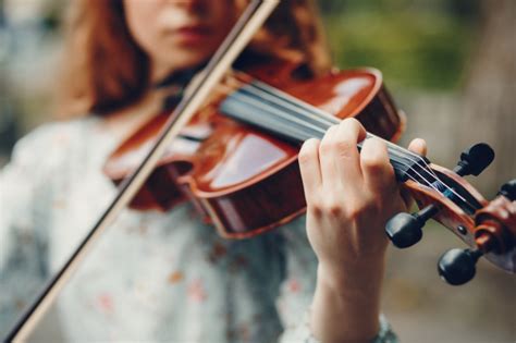 Bekijk alle uitzendingen met coosje wijzenbeek. Dorpskerk Wilp | Charlotte Spruit, viool & Daniël Kramer ...