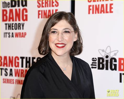 The popular television actress and neuroscientist talks about her latest book, parenting and celebrating jewish. Kaley Cuoco, Jim Parsons & Mayim Bialik Celebrate 'Big ...