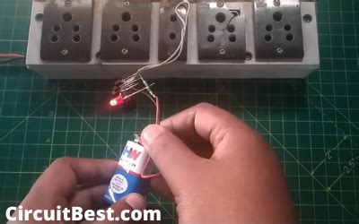 This post presents circuit which allows to determine whether the ac line is live without electrical circuit diagram. Non Contact AC Voltage Detector Circuit Diagram - Hackster.io