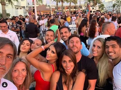 Find the perfect jordi alba stock photos and editorial news pictures from getty images. Barcelona news: Messi escorted from nightclub as 'drunk ...