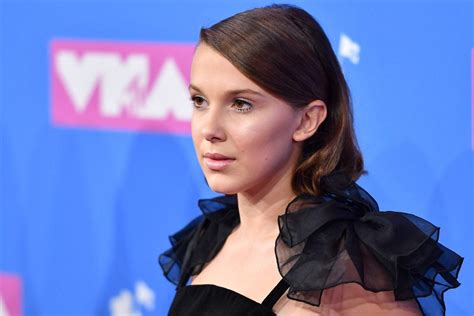 Keep up to date with all her upcoming projects, photoshoots, red carpets, etc. Millie Bobby Brown backtracks on defending creepy YOU ...