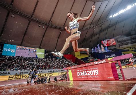 She won bronze medals in steeplechase at both the 2015. Bilderstrecke zu: Leichtathletik: Gesa Krause trainiert in ...