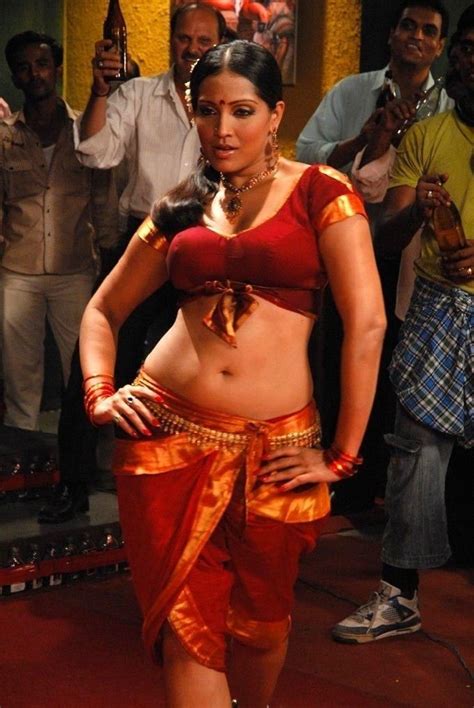 Marathi actress girija oak looks beautiful in white silk saree and a gorgeousne red blouse!! 456 Best images about kashta saree on Pinterest | Hooks ...