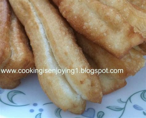 Bukan hanya warga jawa barat yang notabene daerah asalnya yang kini mengetahui seblak, tapi cemilan pedas ini kini sudah dikenal oleh masyarakat. Cara Membuat Cakwe Tanpa Ragi Takaran Sendok / 15 Resep Cakwe Yang Enak Empuk Dan Mudah ...
