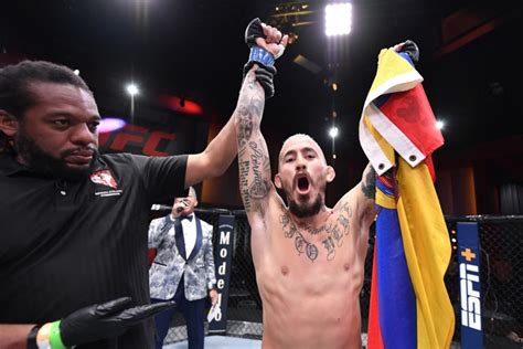 Дана уайт, шон о'мэлли и новый чемпион ufc в тяжёлом весе фрэнсис нганну подводят итоги грандиозного турнира ufc 260. Шон О`Мэлли потерпел обидное поражение от Марлона Веры ...