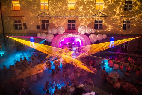 The parties in budapest baths (szechenyi baths or lukacs. Lukacs Bath Parties in Budapest