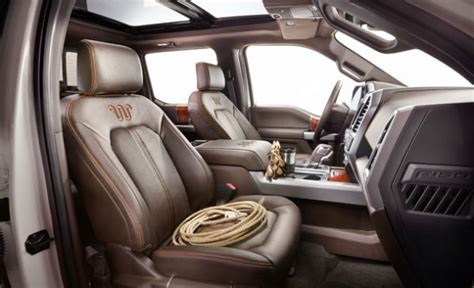 I would say only get the king ranch if you like the interior. Ford Lobo King Ranch 2016 pronto en México - Autos Actual ...