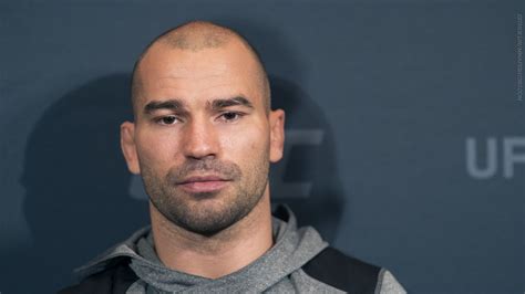 Новости ufc (юфс) за сегодня на sports.ru, самые актуальные новости турнира, свежие интервью, фото и видео ufc. Лобов: «Конор настоящий чемпион, а Хабиб - трус. Так кто ...