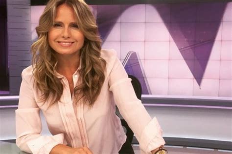 She is a journalism graduate from the pontifical catholic university of chile, news reader and tv host chile. Soledad Onetto reveló que es acosada en redes sociales