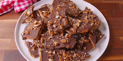 Diabetic candy bar, chocolate chews (diabetic candy), candied tea stirrers, etc. These Homemade Candy Recipes Make The Sweetest (And ...