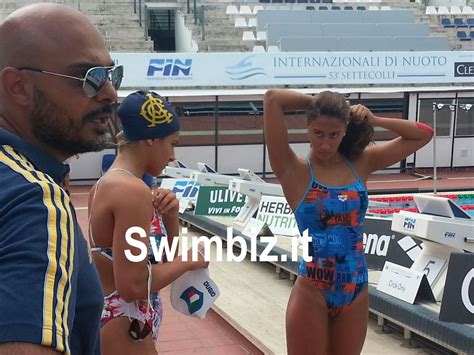 Select from premium simona quadarella of the highest quality. Simona Quadarella, bellissima storia a cronometro - Swimbiz