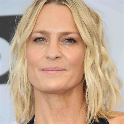 A great hairstyle can make fine hair look thicker and more voluminous. Great Haircuts For Older Women With Thinning Hair / 50 ...