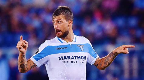 More than 6 million viewers for the azzurri. Acerbi alza la voce: «Perchè portano qua questi arbitri ...