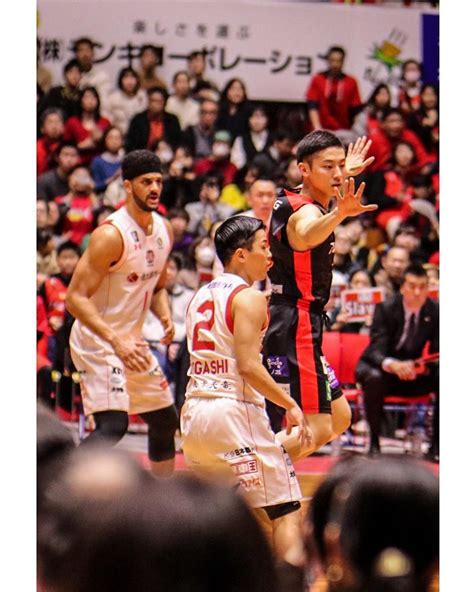 Manage your video collection and share your thoughts. ( o'∀'))はな on Instagram: "2020.1.26sun vs SAN-EN NEOPHOENIX . . #富樫勇樹 ...
