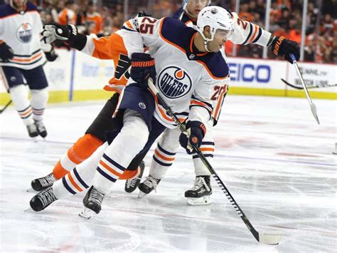 Hunter smith darnell nurse drops the gloves with calgary's hunter smith at the saddledome on monday. Edmonton Oilers Defenceman Darnell Nurse Delivering on Promise