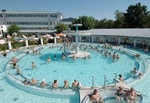 Der gleichnamige hauptort ist sitz der gemeindeverwaltung. Therme I in Bad Füssing - RegioWiki Niederbayern