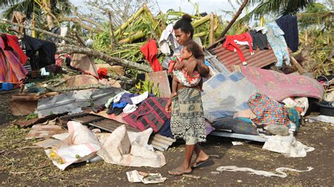 Vanuatu is a group of islands in the southwest pacific ocean that's known for its tropical climate and its active volcanoes. Vanuatu: Nothilfe, Wiederaufbau und Jugendbildung - Oxfam ...