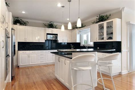 A fresh coat of paint is an affordable way to transform your home. 36 "Brand New" All White Kitchen Layouts & Designs (Photos)