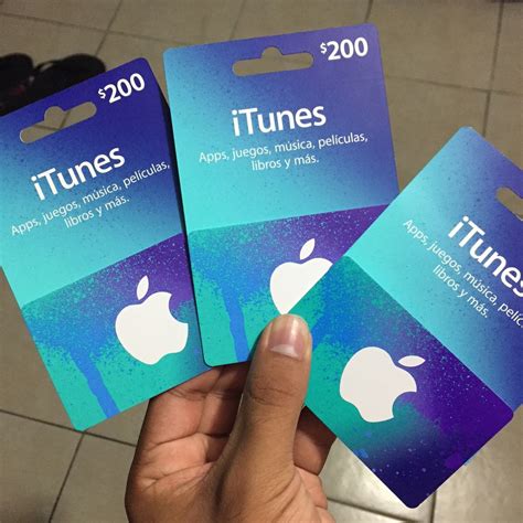 Millones de apps en el app store, juegos revolucionarios en apple arcade, más de 60 millones de canciones en apple music, series y películas. Advierte Apple de estafas con sus tarjetas de regalo ...