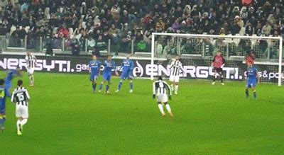Messi tiene muchas ganas de ponerse la camiseta de argentina. Review **Pogba TOTS** , el Mejor MC del juego en el ...