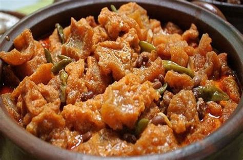Bahan tambahannya adalah kentang, tahu dan tempe. Resep Sambal Goreng Kentang Tahu Tanpa Santan - 4 Resep ...