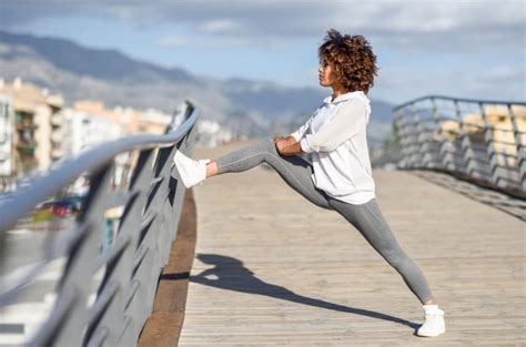 Sweat is pretty much water just and salt but over time this mixture can wreak havoc on your natural hair strands by drying out the hair, which can ultimately lead to breakage. Working Out With Natural Hair - 7 Tips To Keep You Moving