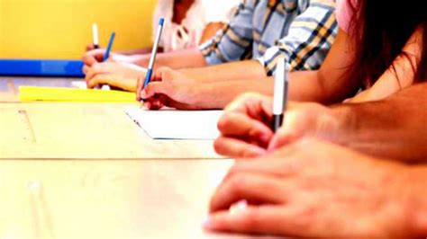 Aici gasesti tot ce ai nevoie sa stii despre bacalaureat. Rezultate BAC 2019 edu.ro Constanta - Cum s-au descurcat ...