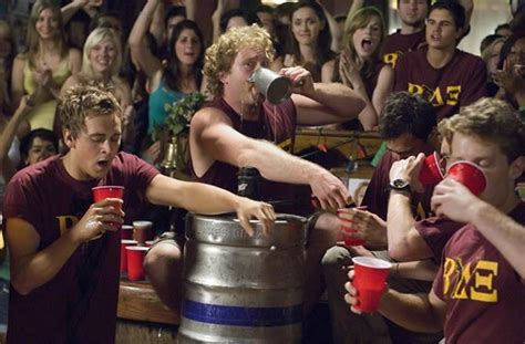 Yet, there are a few annual festivals and traditions where some college students get a little crazier than want to see some of the craziest college parties held every year? Bizutage, week-end d'intégration : témoignage et éclairage
