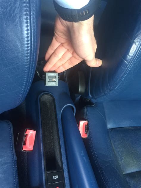 PHONE PREPARATION KIT - AUDI TT 2001 225HP - AudiWorld Forums