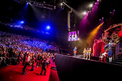 Oorspronkelijk kwam het spektakel op 23 en 24 maart 2019 naar het sportpaleis deze is verplaatst naar de nieuwe data 7 en 8 september. Fotoalbum De Grote Sinterklaasshow 2014 @ Sportpaleis ...