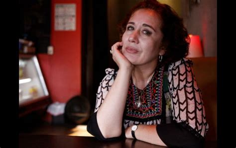 Entrevista a sara isabel quintero coronado (directora de la casa suspendida) realizada por martha elena reyes chávez. Una ensoñación de Michoacán, en Bembéricua | El Informador ...