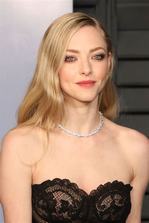 Actress amanda seyfried graces the february 2017 cover of vogue australia. Amanda Seyfried's "Vanity Fair" Oscars Party Hair Stayed in Place Thanks to Suave's Hair ...