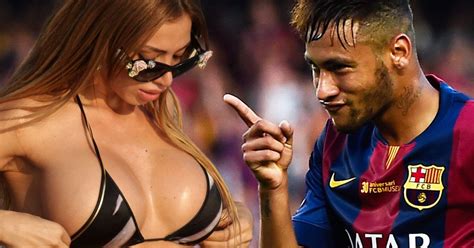 Neymar's girlfriend and son 2020! Neymar's 'girlfriend' pictured relaxing on beach just weeks after Brazil star flew her to Spain ...