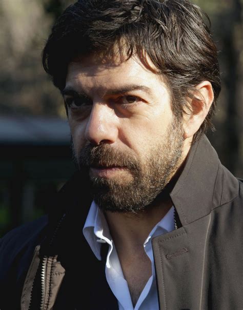 Последние твиты от pierfrancesco favino (@pfavino). Galleria fotografica L'industriale | MYmovies