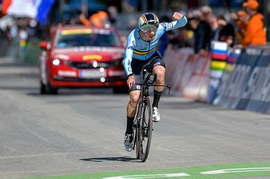 It was won by 19 year old remco evenepoel. Evenepoel mit Sieg bei der Clásica de San Sebastián 2019