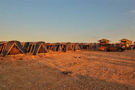 At the 2006 census, birdsville had a population of 115. Brisbane to Birdsville: Your guide to the Birdsville Races