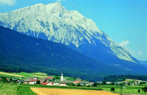 Видео saitenziacher am bergdoktorhaus wildermieming канала saiten ziacher. GC27M46 „Die Heimat des Bergdoktors" (Multi-cache) in ...