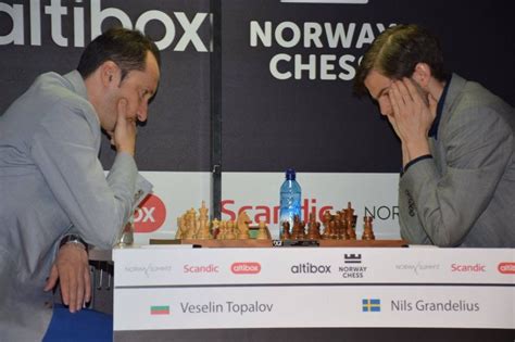 Comprehensive nils grandelius chess games collection, opening repertoire, tournament history, pgn download, biography and news. Norway Chess 2016 Ronde 5 - CapaKaspa