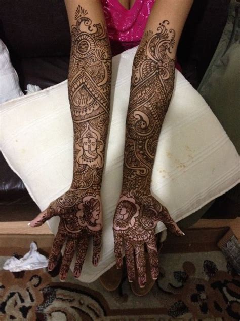 The seller answers the questions. professional mehndi artist- london Contact : 0786364834 ...