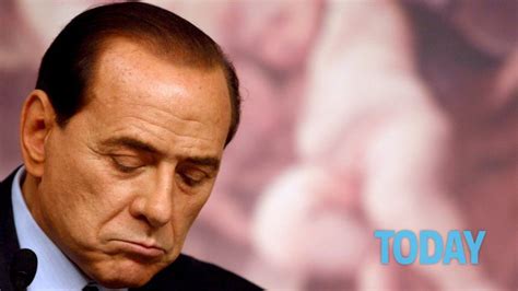 Nuovo ricovero all'ospedale san raffaele di milano per silvio berlusconi. Berlusconi ricoverato in ospedale San Raffale per una ...