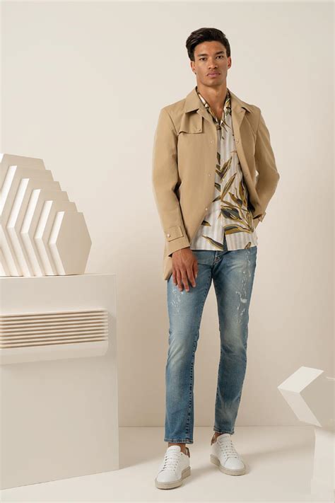 Exclusive men's wear collection #gazzarrini #casagazzarrini www.gazzarrini.com. GAZZARRINI - lookbook SS20 - Emilio Reppucci