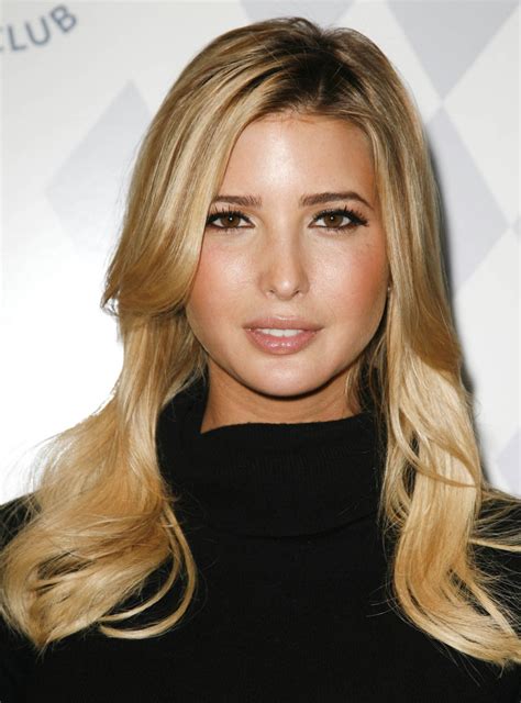 Almost a nip slip, so it gets the 10 spot. Иванка Трамп - Ivanka Trump фото №199573